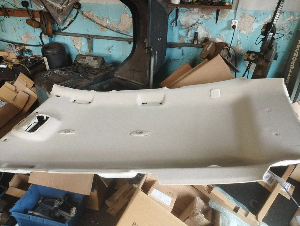 Headlining – Ford Focus (2010-2017)