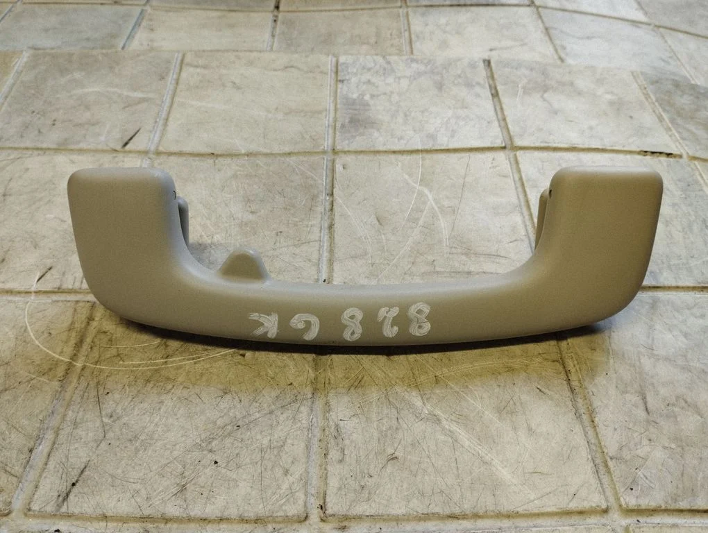 Tagumine lae käepide 9684876377