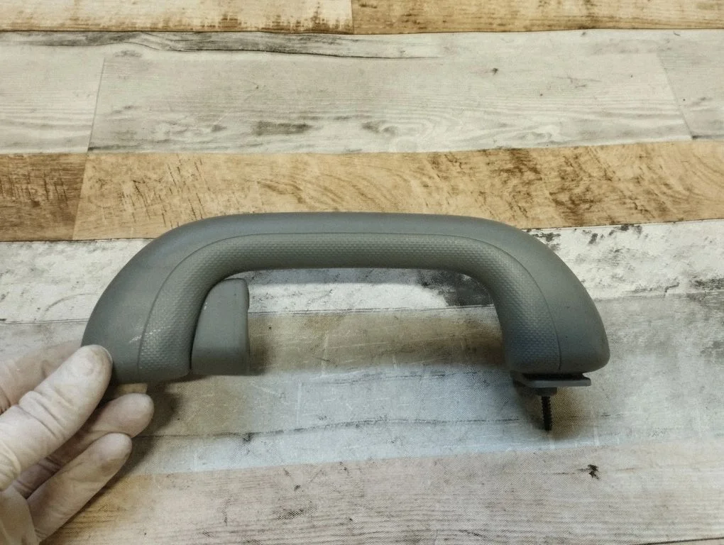 Rear interior roof grab handle 853422B000