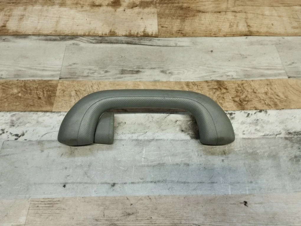 Rear interior roof grab handle 853422B000