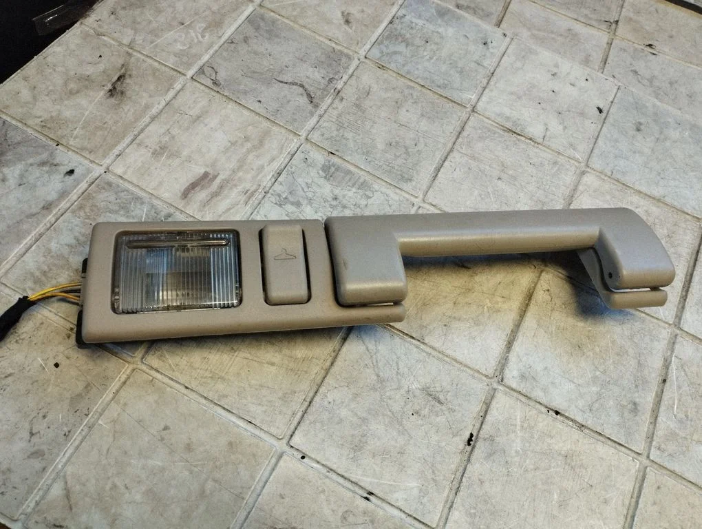 Tagumine lae käepide VJ5900