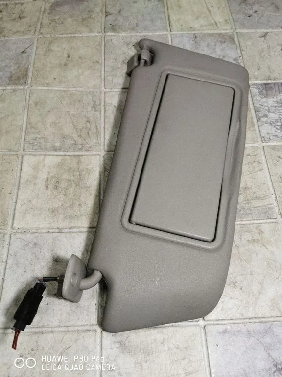 Sun visor clip/hook/bracket – Opel Astra H (2004-2012)