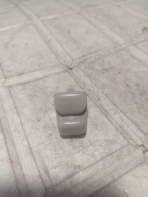 Sun visor clip/hook/bracket