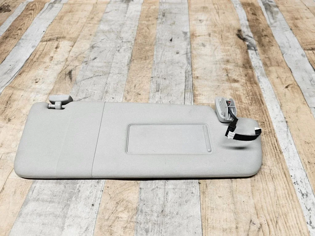 Sun visor 1T0857552