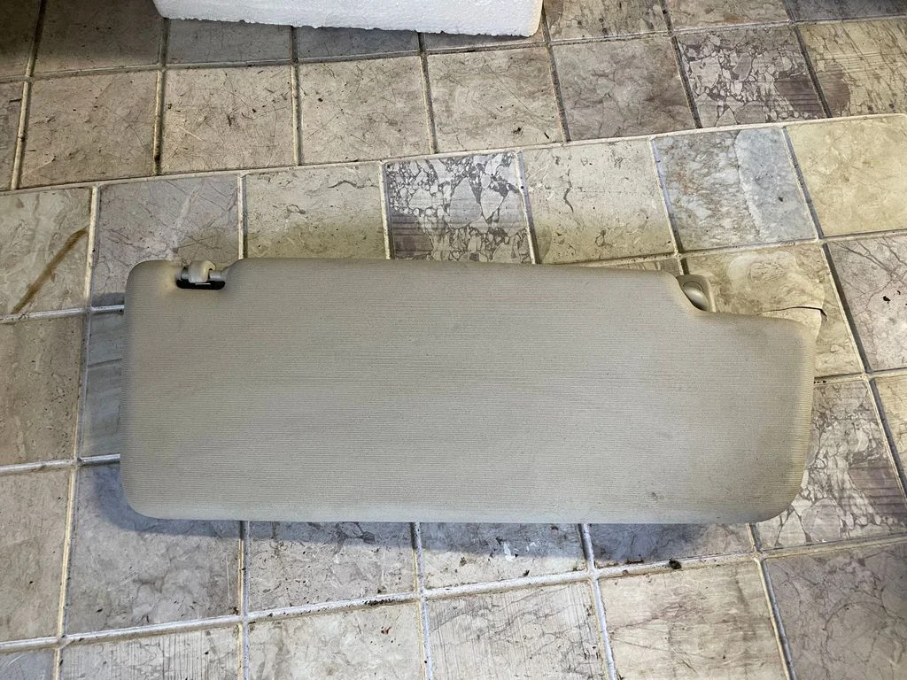 Sun visor – Volkswagen Touran I (2003-2010)