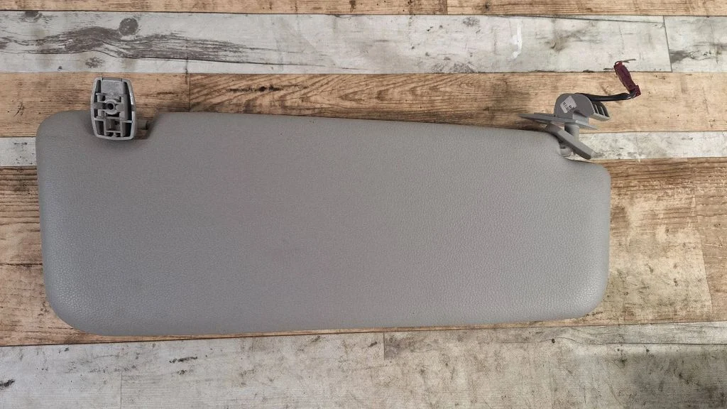Sun visor – BMW 5 Series E60 E61 (2004-2010)