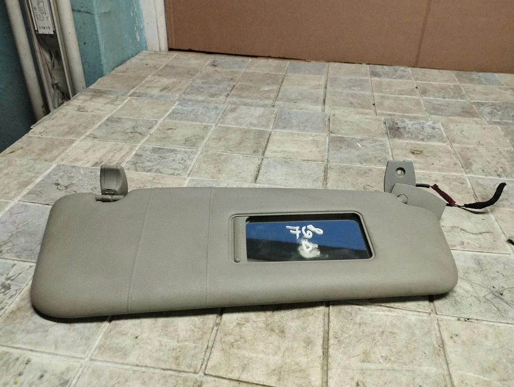 Sun visor 7066650