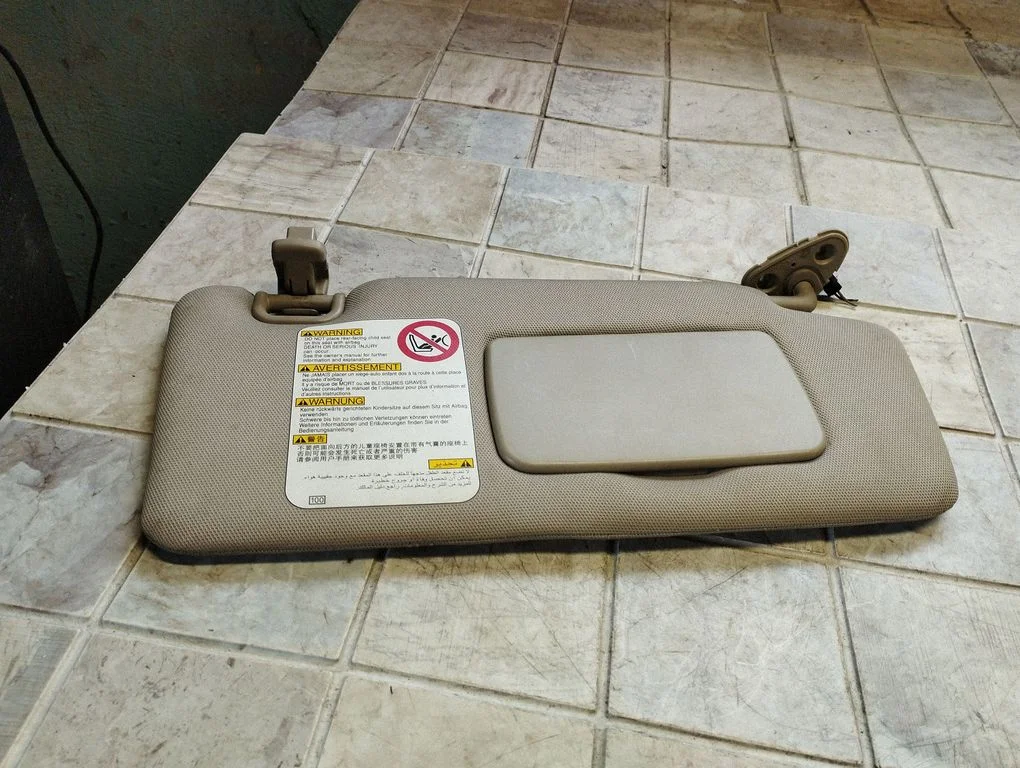 Päikesesirm – Subaru Outback (2007-2009)