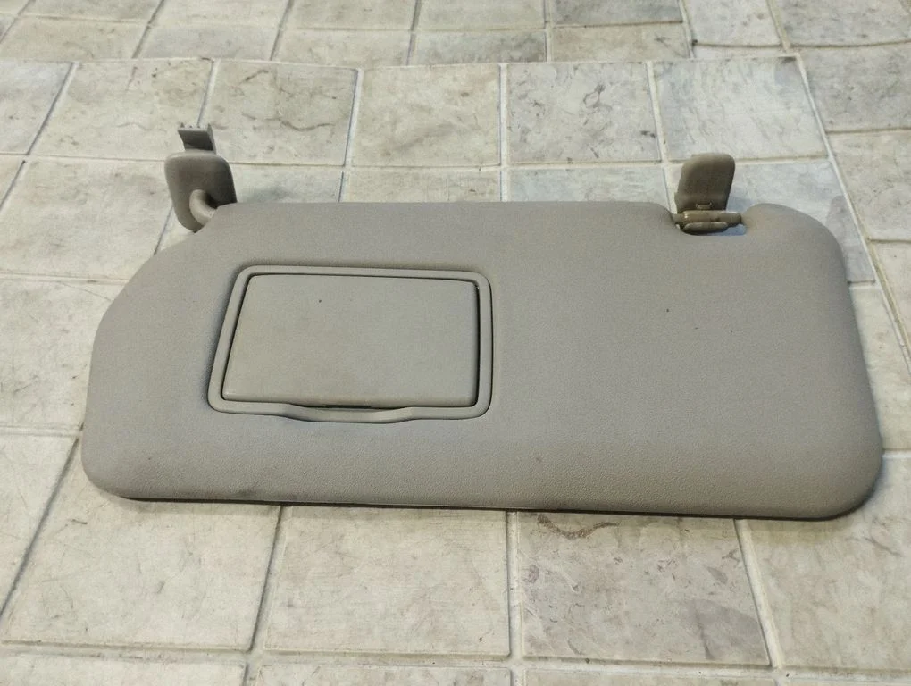 Osłona przeciwsłoneczna J48JL