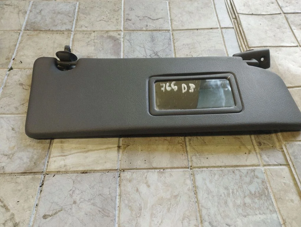 Sun visor 809511C – Renault Safrane (1992-2000)
