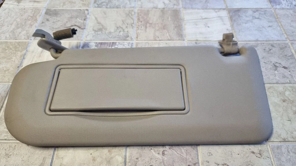 Sun visor – Mazda 6 (2002-2008)
