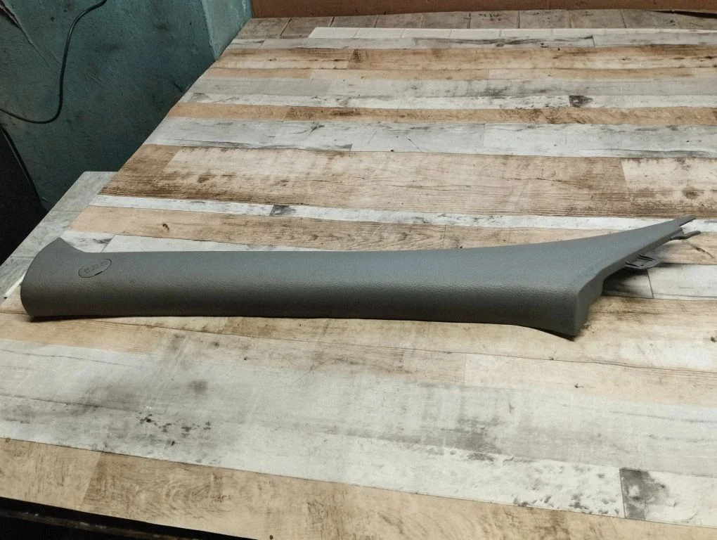 (A) pillar trim 858102B010