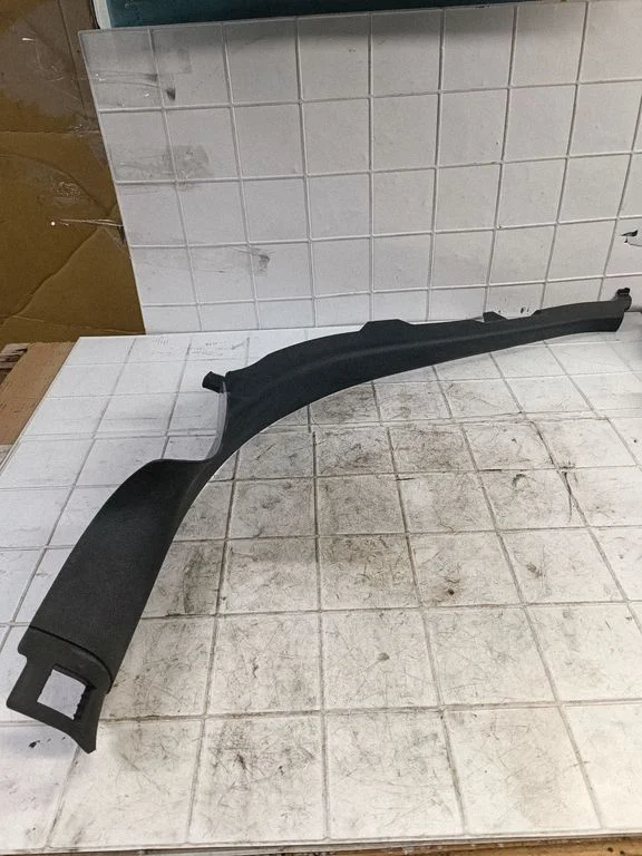 Tagalävise kate (sisemine) – Audi A6 S6 C7 4G (2011-2018)
