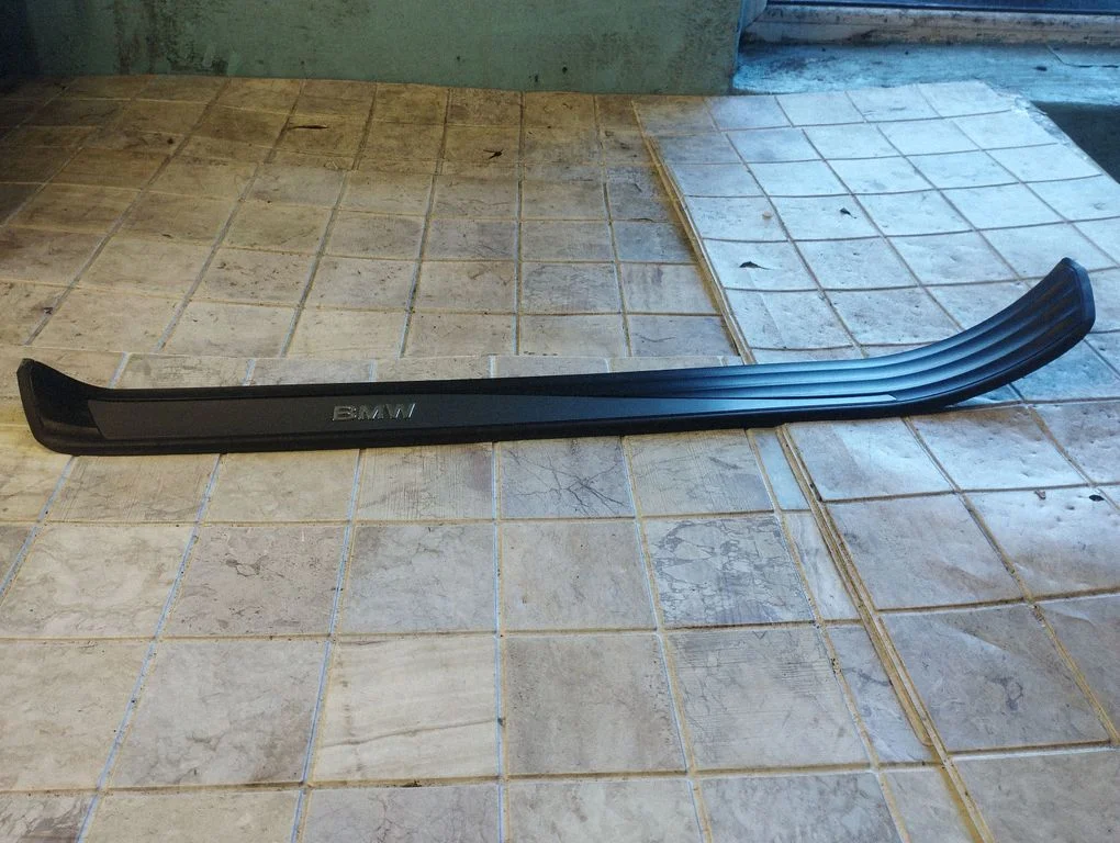 Front sill trim cover 51477034303