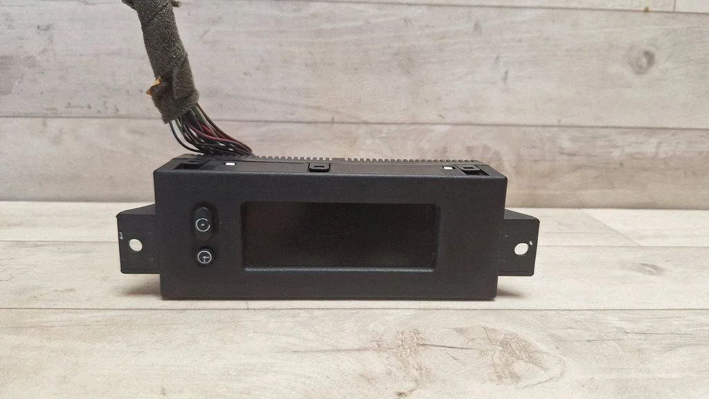 Screen/display/small screen 13242079