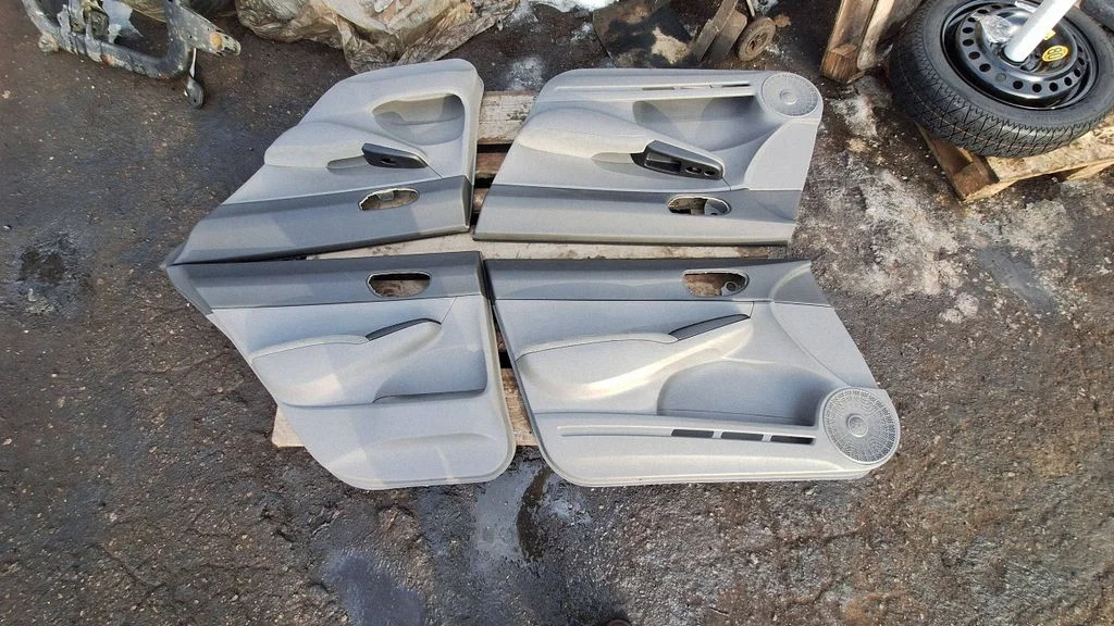 Uste siseviimistluse komplekt – Honda Civic (2006-2011)
