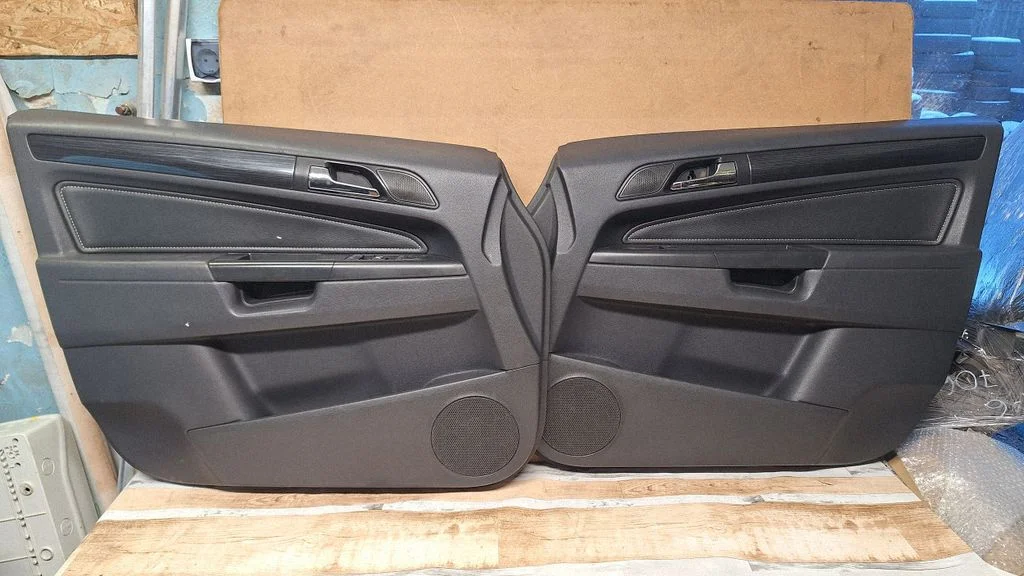 Uste siseviimistluse komplekt – Opel Zafira A (1999-2005)
