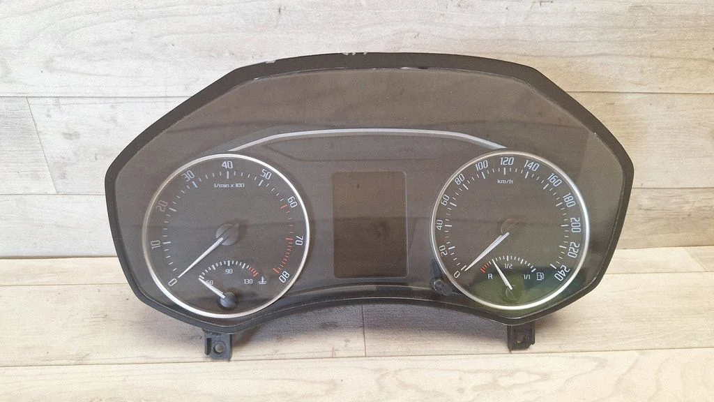 Spidometrs (instrumentu panelis) – Skoda Octavia Mk2 (1Z) (2004-2013)