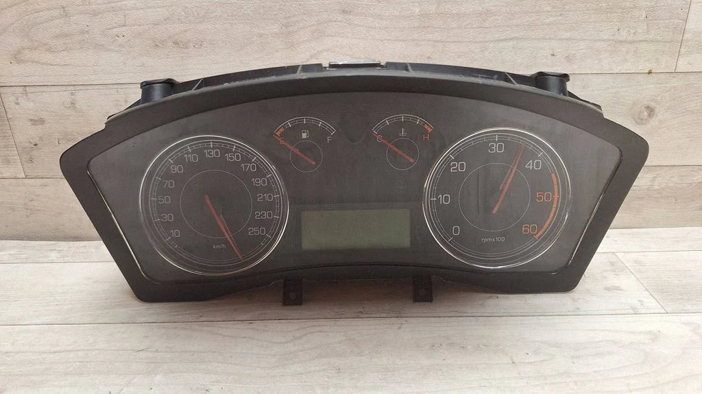 Speedometer (instrument cluster) 51809897