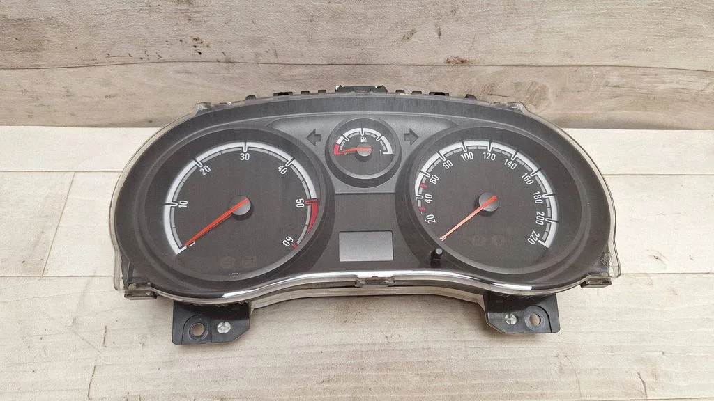 Speedometer (instrument cluster) 1303304