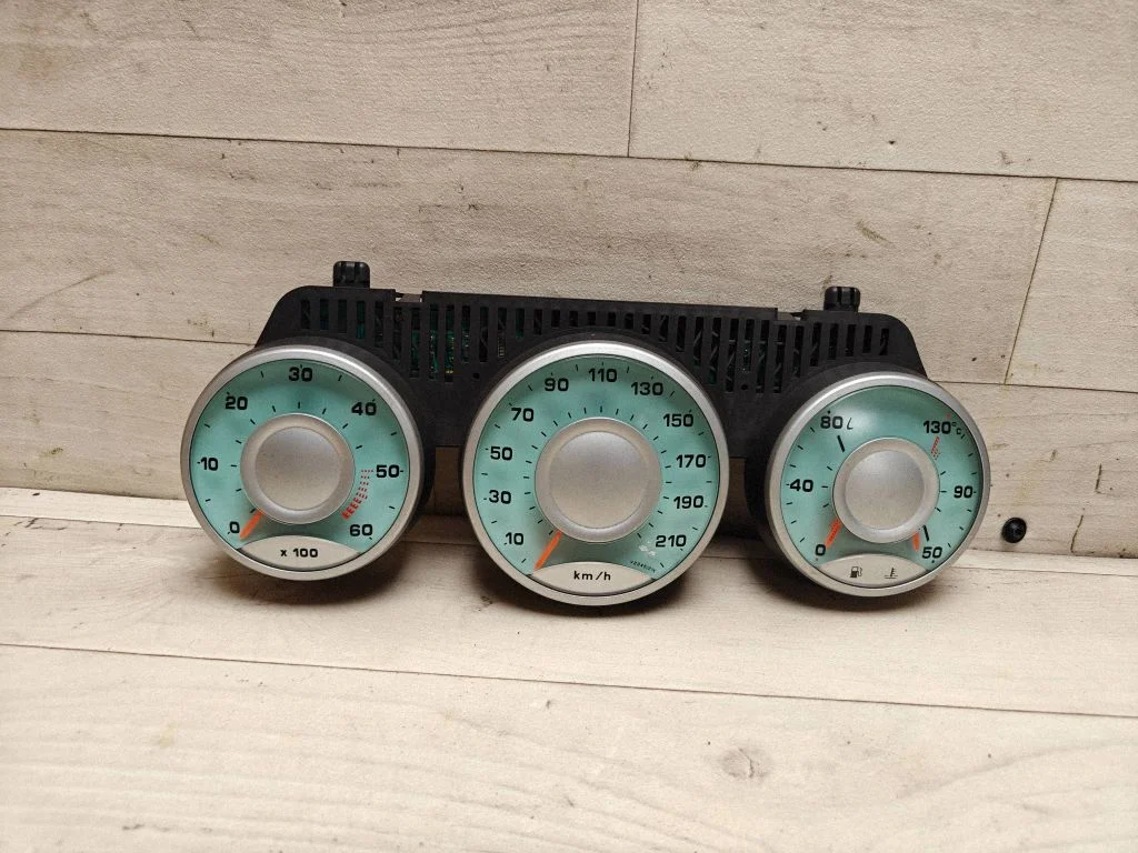 Speedometer (instrument cluster) 1496274080
