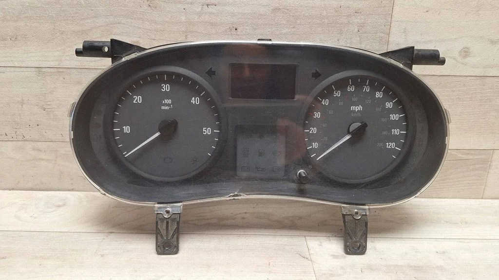 Speedometer (instrument cluster) P8200283201