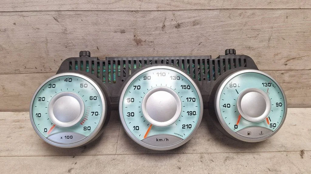 Speedometer (instrument cluster) 1496276080
