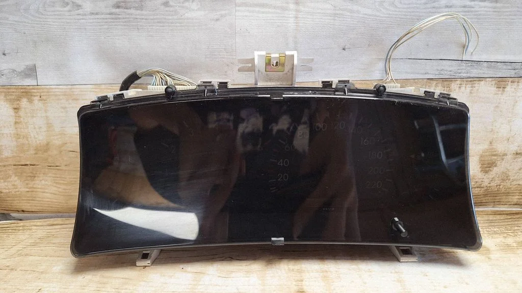 Speedometer (instrument cluster) 8380013150