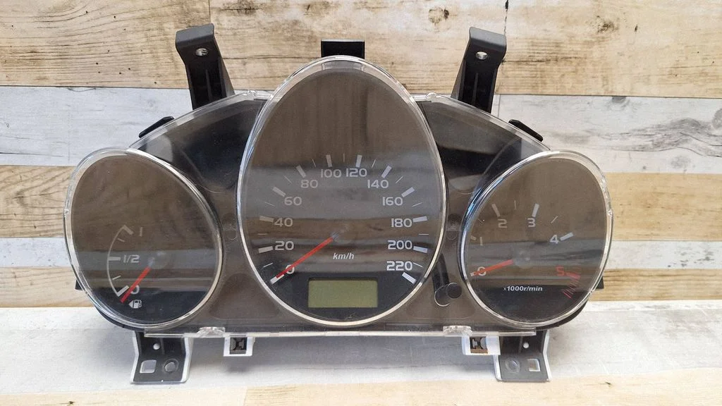 Speedometer (instrument cluster) MM0038001