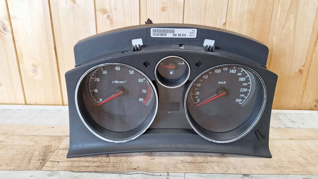 Speedometer (instrument cluster) 13142786TB
