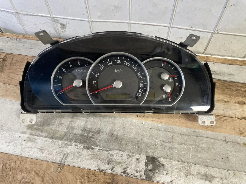Speedometer (instrument cluster) 20060928