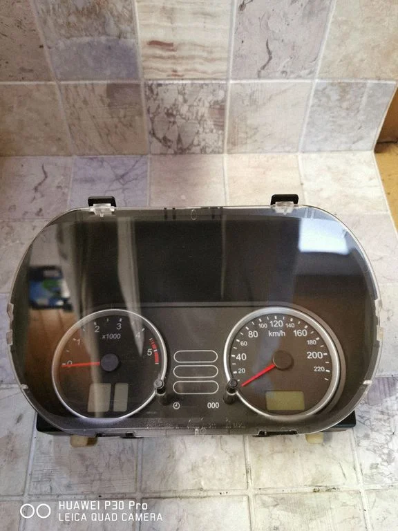 Speedometer (instrument cluster) 2S6F10B885A