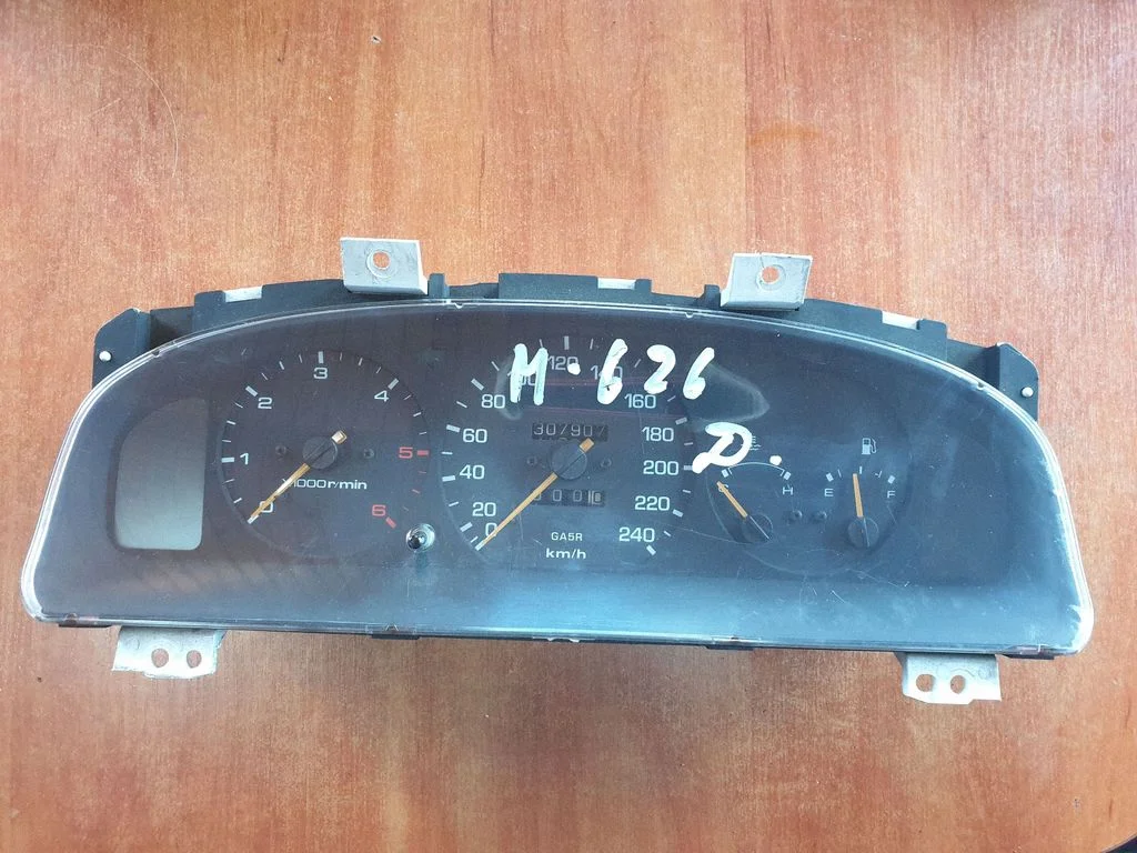 Spidomeeter (näidikuplokk) – Mazda 626 (1992-1997)