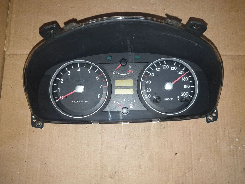 Speedometer (instrument cluster) 940031C011