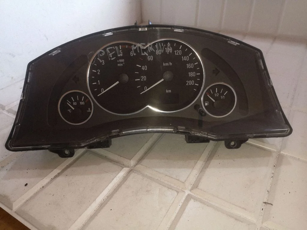 Spidomeeter (näidikuplokk) – Opel Meriva A (2003-2010)