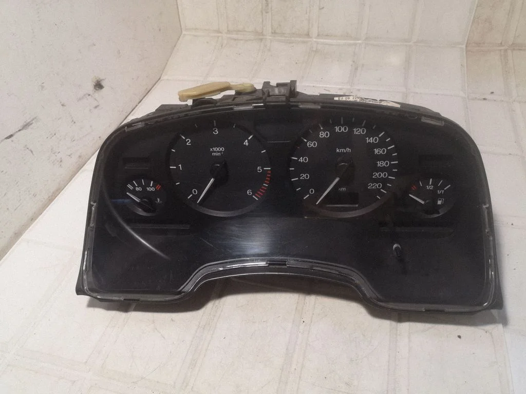 Speedometer (instrument cluster) – Opel Zafira A (1999-2005)