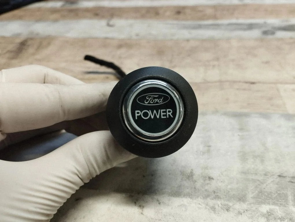 Engine start stop button switch AM5T11572AA