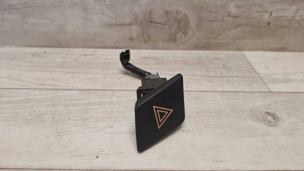 Hazard light switch 843320D020