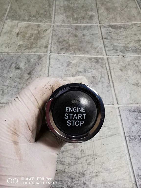 Engine start stop button switch – Toyota Corolla Verso AR10 (2004-2009)