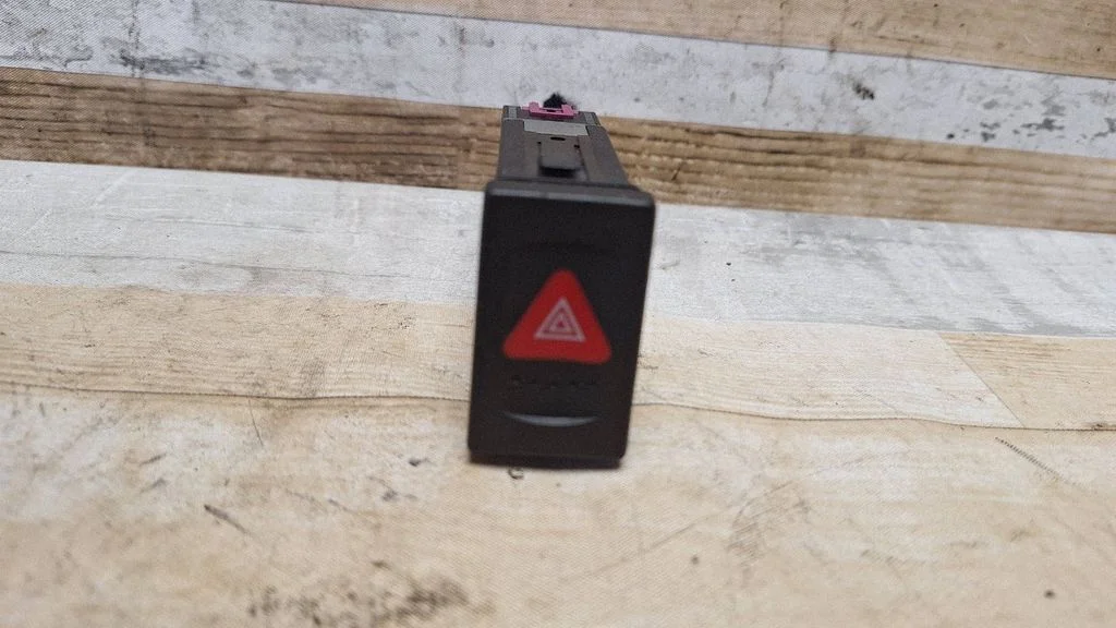Hazard light switch 3B0953235D