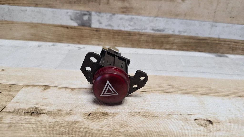 Hazard light switch