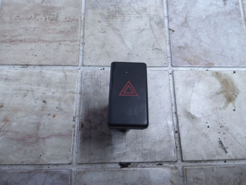 Hazard light switch TR9503