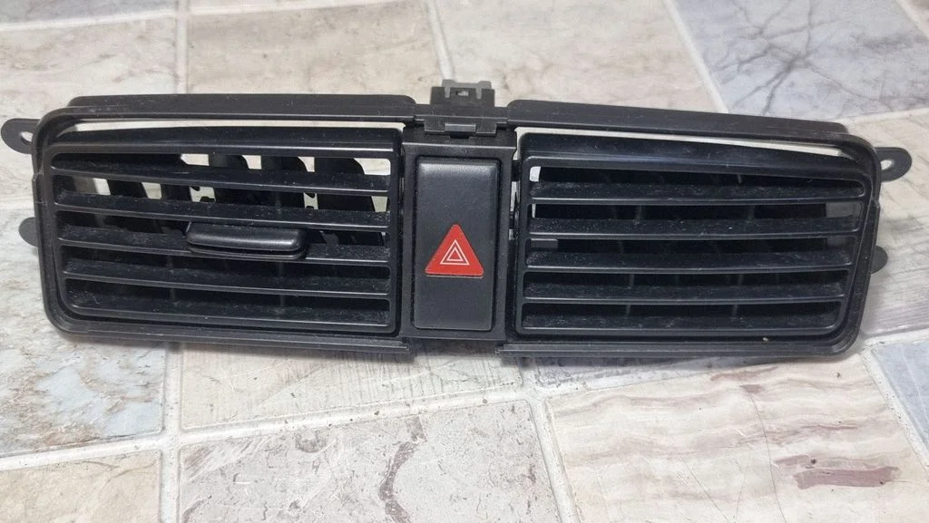 Hazard light switch 73610A59J00A