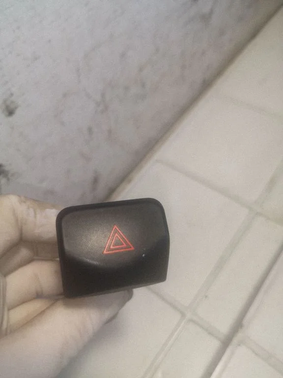 Hazard light switch 06019