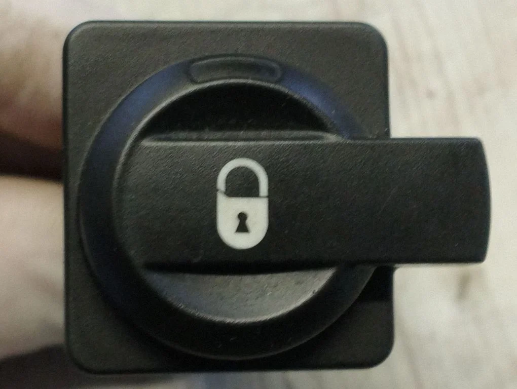 Central locking switch button – Citroen C4 I (2004-2010)