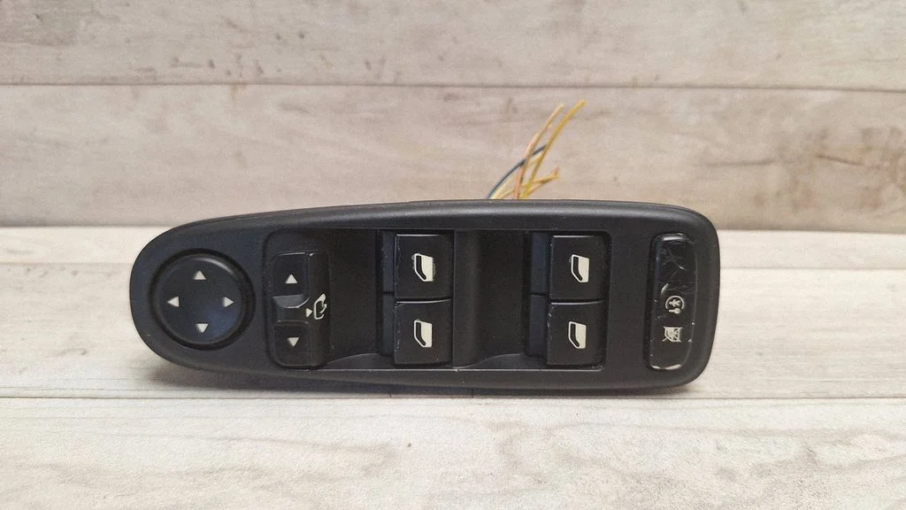 Elektriaknate lüliti 96639383ZD