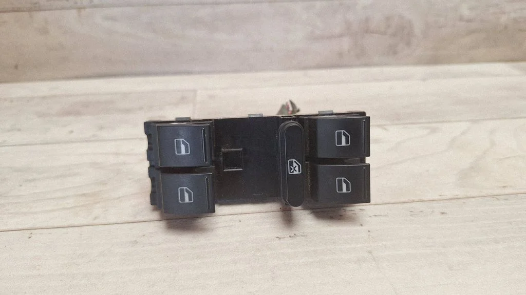 Elektriaknate lüliti 1K4959857B