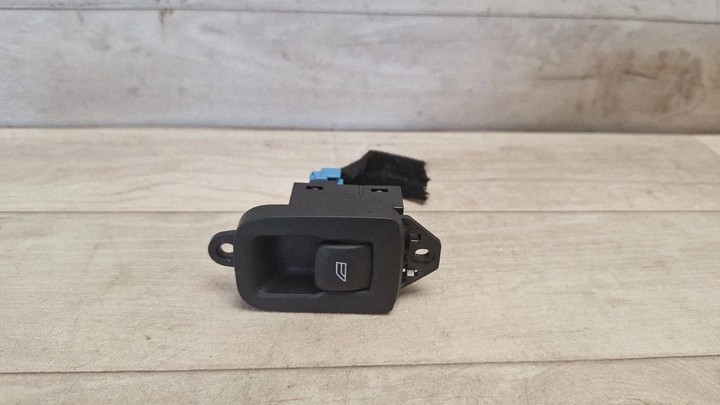 Electric window control switch 31295736