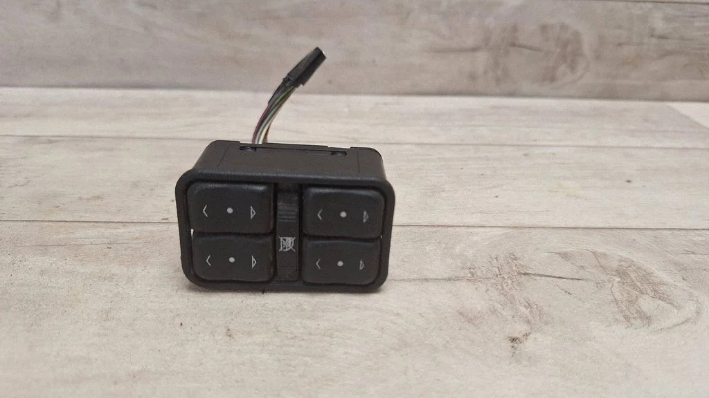 Elektriaknate lüliti 13363402
