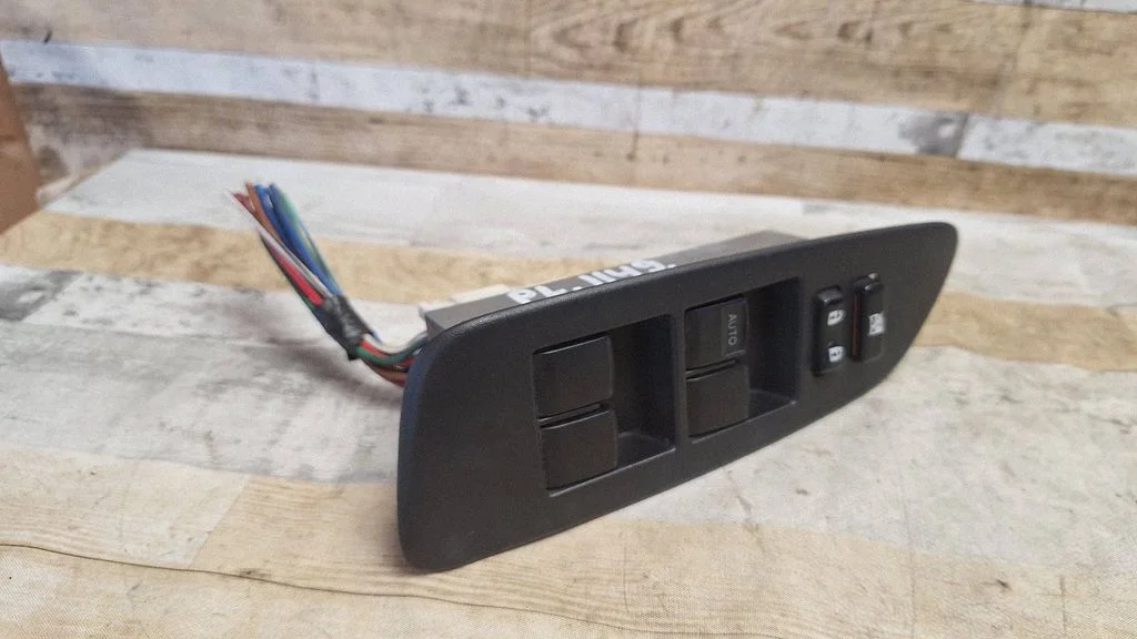 Electric window control switch 7423202550